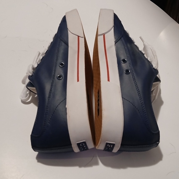 Polo Ralph Lauren Sneakers with Skid-Resistant Sole. Size 9.5D - Picture 5 of 9